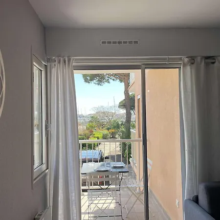 2 Couchages - Centre Port - Cap D 'agde * Agde